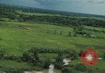 Image attaque aérienne Vietnam, 1965, de la seconde 28 séquences d'archives historiques vidéo 65675073046