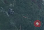 Image attaque aérienne Vietnam, 1965, de la seconde 11 séquences d'archives historiques vidéo 65675073048