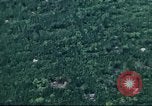 Immagine di Attacco aereo Il Vietnam, 1965, secondo 8 filmato di repertorio 65675073050
