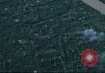 Immagine di Attacco aereo Il Vietnam, 1965, secondo 25 filmato di repertorio 65675073050