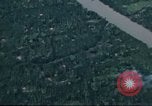 Immagine di Attacco aereo Il Vietnam, 1965, secondo 26 filmato di repertorio 65675073050