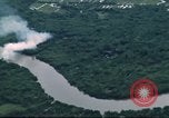 Immagine di Attacco aereo Il Vietnam, 1965, secondo 30 filmato di repertorio 65675073050