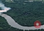 Immagine di Attacco aereo Il Vietnam, 1965, secondo 31 filmato di repertorio 65675073050