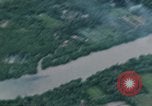 Immagine di Attacco aereo Il Vietnam, 1965, secondo 41 filmato di repertorio 65675073050