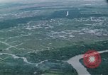 Immagine di Attacco aereo Il Vietnam, 1965, secondo 20 filmato di repertorio 65675073051
