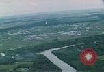 Immagine di Attacco aereo Il Vietnam, 1965, secondo 29 filmato di repertorio 65675073051