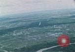 Immagine di Attacco aereo Il Vietnam, 1965, secondo 60 filmato di repertorio 65675073051