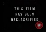 Standbild atomare Explosion im Test Baker Operation Crossroads Marschall Inseln, 1946, aus Sekunde 3 historischem Filmmaterial Videoclip 65675073073