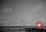 Standbild atomare Explosion im Test Baker Operation Crossroads Marschall Inseln, 1946, aus Sekunde 37 historischem Filmmaterial Videoclip 65675073073
