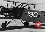 Image West Point Les cadets apprennent à propos d'avions à Mitchel Domaine Hempstead New York USA, 1937, de la seconde 31 séquences d'archives historiques vidéo 65675073086