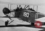 Image West Point Les cadets apprennent à propos d'avions à Mitchel Domaine Hempstead New York USA, 1937, de la seconde 34 séquences d'archives historiques vidéo 65675073086