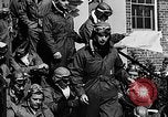 Standbild West Point Kadetten Flug Einarbeitung bei Mitchel Feld Hempstead New York USA, 1937, aus Sekunde 22 historischem Filmmaterial Videoclip 65675073087