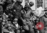 Standbild West Point Kadetten Flug Einarbeitung bei Mitchel Feld Hempstead New York USA, 1937, aus Sekunde 26 historischem Filmmaterial Videoclip 65675073087