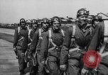 Standbild West Point Kadetten Flug Einarbeitung bei Mitchel Feld Hempstead New York USA, 1937, aus Sekunde 39 historischem Filmmaterial Videoclip 65675073087