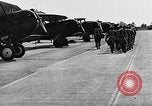Standbild West Point Kadetten Flug Einarbeitung bei Mitchel Feld Hempstead New York USA, 1937, aus Sekunde 54 historischem Filmmaterial Videoclip 65675073087