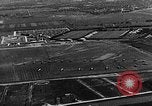Standbild B-6A Bomber und O-1D Ausübung Ebenen bei Mitchel Feld Hempstead New York USA, 1937, aus Sekunde 3 historischem Filmmaterial Videoclip 65675073088