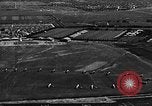 Standbild B-6A Bomber und O-1D Ausübung Ebenen bei Mitchel Feld Hempstead New York USA, 1937, aus Sekunde 14 historischem Filmmaterial Videoclip 65675073088