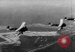 Standbild B-6A Bomber Long Island New York USA, 1937, aus Sekunde 24 historischem Filmmaterial Videoclip 65675073090