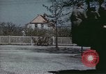 Standbild deutsche Soldaten Deutschland, 1945, aus Sekunde 11 historischem Filmmaterial Videoclip 65675073092