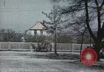 Standbild deutsche Soldaten Deutschland, 1945, aus Sekunde 18 historischem Filmmaterial Videoclip 65675073092