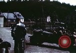 Image des soldats allemands Tannenbergsthal Allemagne, 1945, de la seconde 54 séquences d'archives historiques vidéo 65675073094