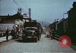 Standbild deutsche Truppen kehren heim am Ende der Zweiten Weltkrieg Deutschland, 1945, aus Sekunde 31 historischem Filmmaterial Videoclip 65675073095