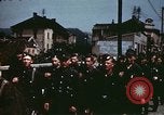 Standbild deutsche Truppen kehren heim am Ende der Zweiten Weltkrieg Deutschland, 1945, aus Sekunde 41 historischem Filmmaterial Videoclip 65675073095