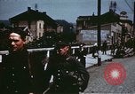 Standbild deutsche Truppen kehren heim am Ende der Zweiten Weltkrieg Deutschland, 1945, aus Sekunde 47 historischem Filmmaterial Videoclip 65675073095