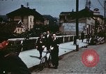 Standbild deutsche Truppen kehren heim am Ende der Zweiten Weltkrieg Deutschland, 1945, aus Sekunde 48 historischem Filmmaterial Videoclip 65675073095
