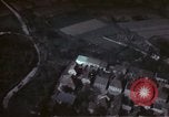 Immagine di Pistola le riprese della telecamera attacco alleato sulla città tedesca Germania, 1945, secondo 10 filmato di repertorio 65675073118
