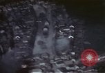Immagine di Pistola le riprese della telecamera attacco alleato sulla città tedesca Germania, 1945, secondo 15 filmato di repertorio 65675073118