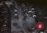 Immagine di Pistola le riprese della telecamera attacco alleato sulla città tedesca Germania, 1945, secondo 19 filmato di repertorio 65675073118