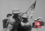 Immagine di Bandiera sollevamento Washington DC USA, 1954, secondo 31 filmato di repertorio 65675073121