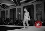 Immagine di Junior Miss America contest New York United States USA, 1954, secondo 21 filmato di repertorio 65675073123