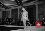 Immagine di Junior Miss America contest New York United States USA, 1954, secondo 22 filmato di repertorio 65675073123