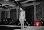 Immagine di Junior Miss America contest New York United States USA, 1954, secondo 23 filmato di repertorio 65675073123