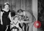 Immagine di Junior Miss America contest New York United States USA, 1954, secondo 38 filmato di repertorio 65675073123