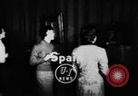 Immagine di Esposizione di gioielli Spagna, 1954, secondo 5 filmato di repertorio 65675073124