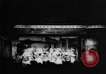 Immagine di Nuova mostra apre al Lido Parigi Francia, 1957, secondo 36 filmato di repertorio 65675073134
