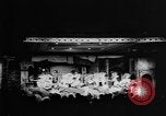 Immagine di Nuova mostra apre al Lido Parigi Francia, 1957, secondo 38 filmato di repertorio 65675073134