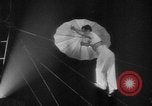 Immagine di Circus Show in Inghilterra Regno Unito, 1949, secondo 58 filmato di repertorio 65675073139