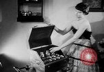 Immagine di Stile di vita Francia, 1949, secondo 11 filmato di repertorio 65675073140