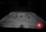 Standbild Eishockeymatch New York United States USA, 1949, aus Sekunde 5 historischem Filmmaterial Videoclip 65675073141