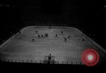 Standbild Eishockeymatch New York United States USA, 1949, aus Sekunde 6 historischem Filmmaterial Videoclip 65675073141