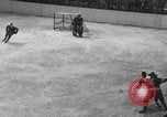 Standbild Eishockeymatch New York United States USA, 1949, aus Sekunde 30 historischem Filmmaterial Videoclip 65675073141