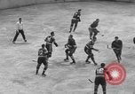 Standbild Eishockeymatch New York United States USA, 1949, aus Sekunde 38 historischem Filmmaterial Videoclip 65675073141