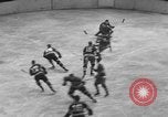 Standbild Eishockeymatch New York United States USA, 1949, aus Sekunde 39 historischem Filmmaterial Videoclip 65675073141