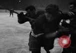 Standbild Eishockeymatch New York United States USA, 1949, aus Sekunde 58 historischem Filmmaterial Videoclip 65675073141