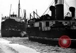 Standbild See Frachter Quebec Kanada Lachine, 1936, aus Sekunde 55 historischem Filmmaterial Videoclip 65675073142