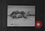 Standbild Malerei Ausstellung New York United States USA, 1936, aus Sekunde 27 historischem Filmmaterial Videoclip 65675073144